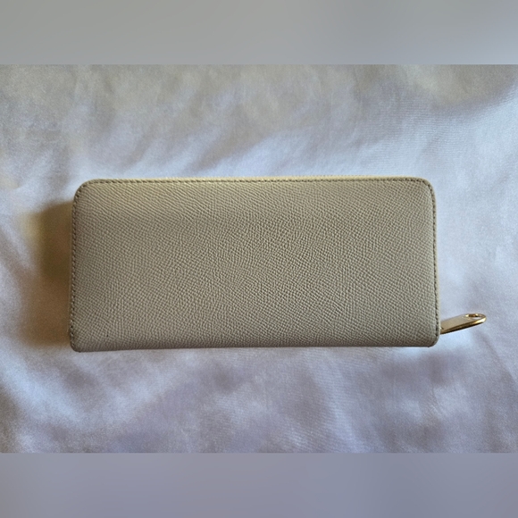Furla Light Beige Zip-Around Leather Wallet - Picture 2 of 12